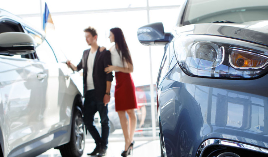 vente d'une voiture dans un garage